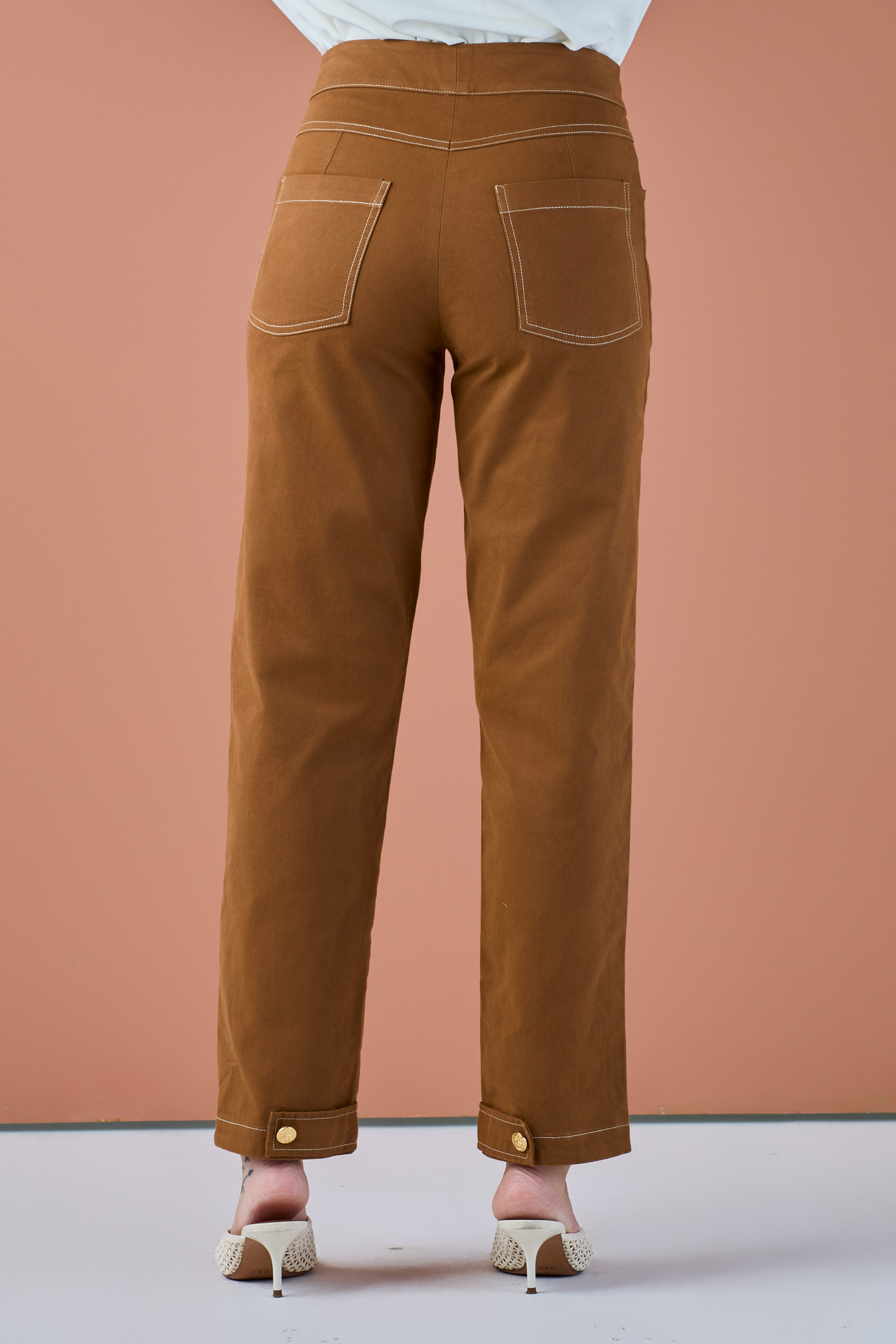 THE LEVINE MOCHA PANTS