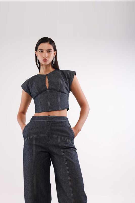 THE NICOLA TOP