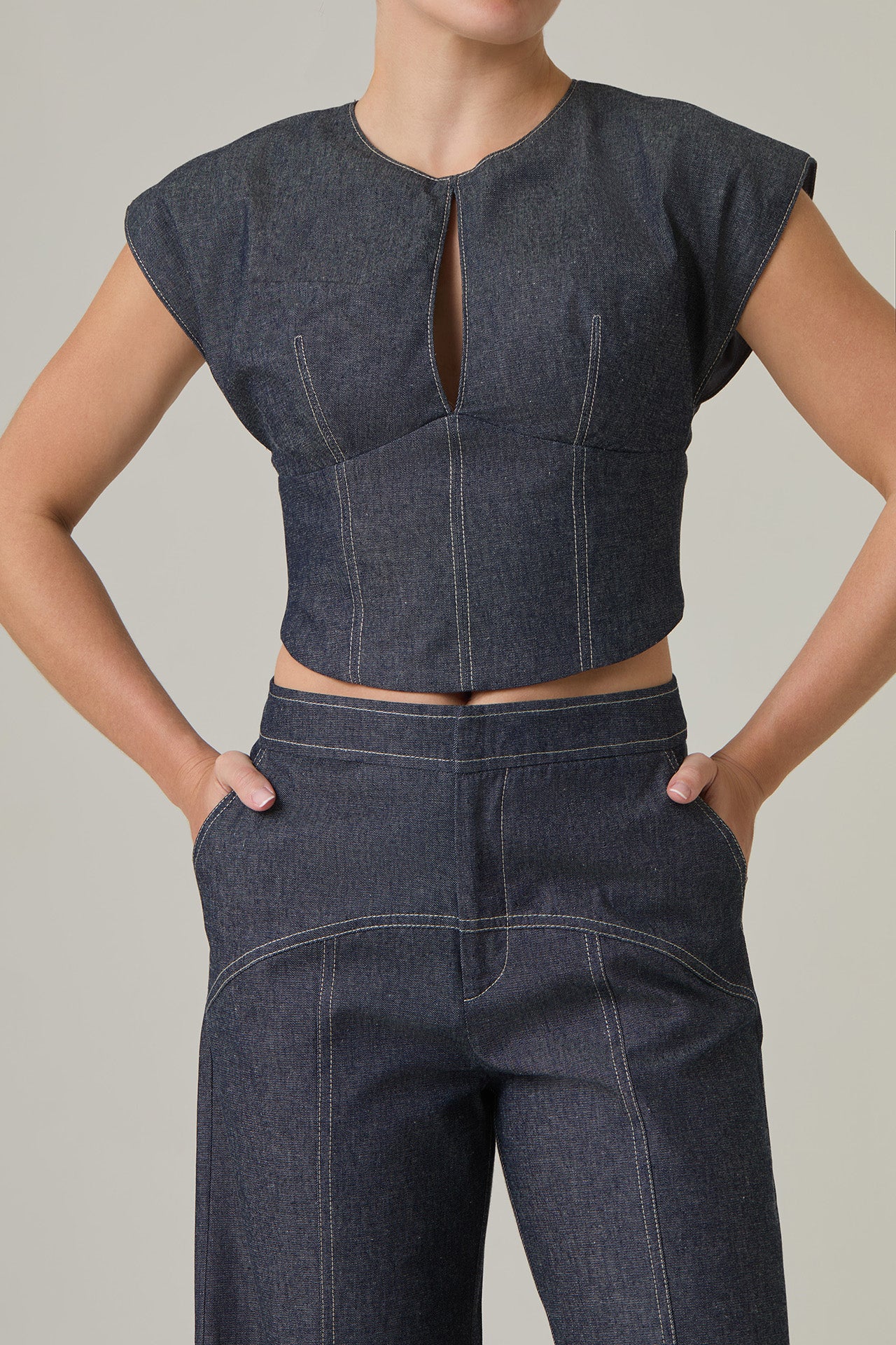 THE NICOLA TOP