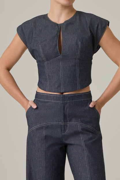 THE NICOLA TOP